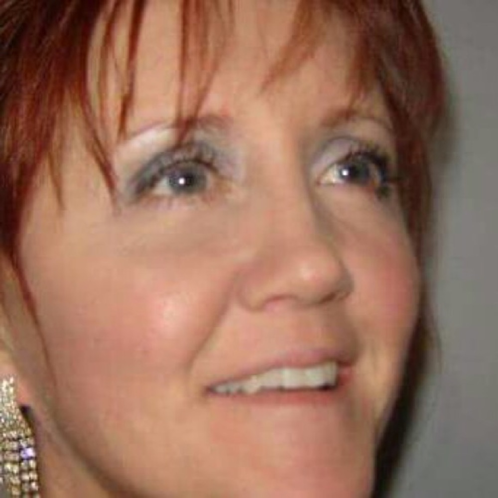 Meet your Posher, Debbie